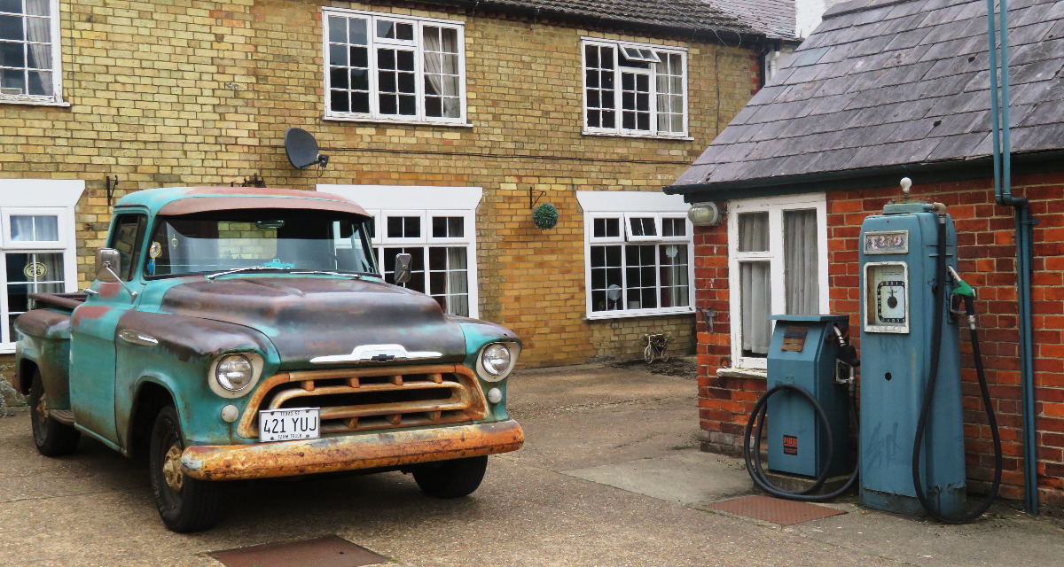 1957 Chevrolet 3100 Image 2